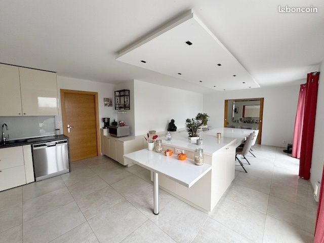 Maison 9 pièces 336 m² · à Orgeval · 336 m² · 1 315 000 €