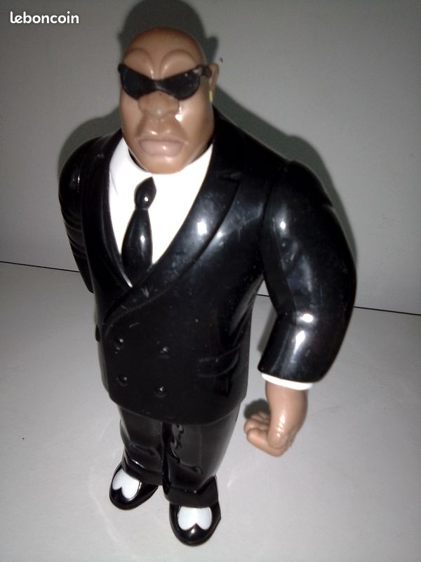 FIGURINES MEN IN BLACK ANNEE 2002 (RMP à Paris) (image 3)