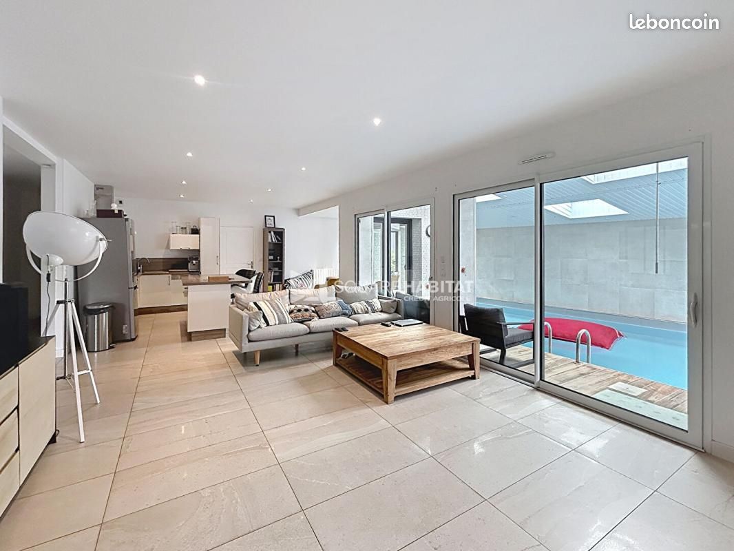 Maison 6 pièces 140 m² · à Saint-Méloir-des-Ondes · 140 m² · 498 950 €