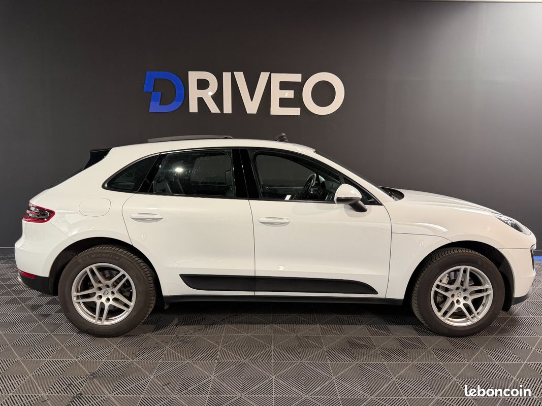 PORSCHE MACAN 2.0 250ch PDK / SUIVI COMPLET PORSCHE / TOIT OUVRANT / APPLE CARPLAY (image 6)