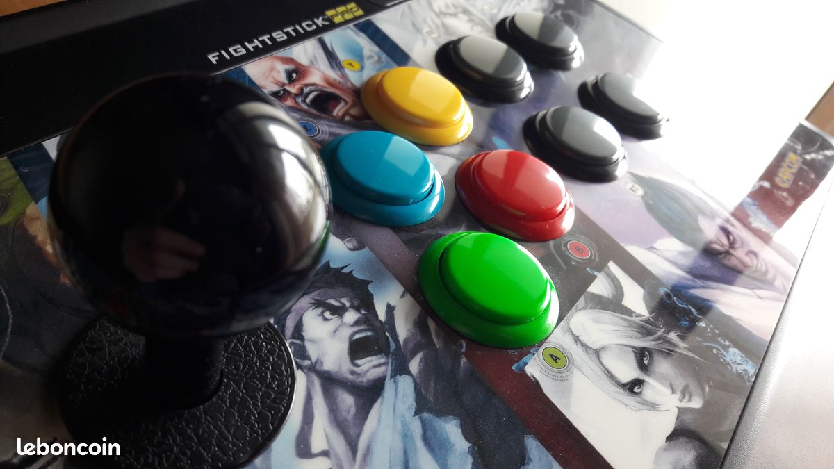 Fightstick Pro 360 Mad Catz – Manette Arcade Pour Xbox 360 Et PC – Occasion