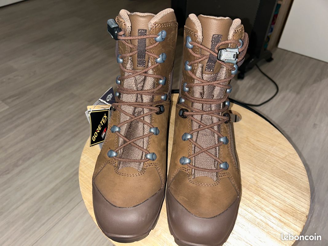 Chaussures randonnée rangers Haix Nepal Pro