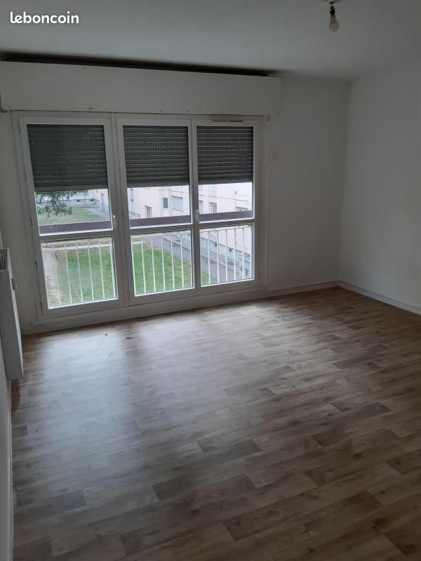 Appartement 5 pièces 89 m² · au Pont-de-Claix · 89 m² · 925 €/mois
