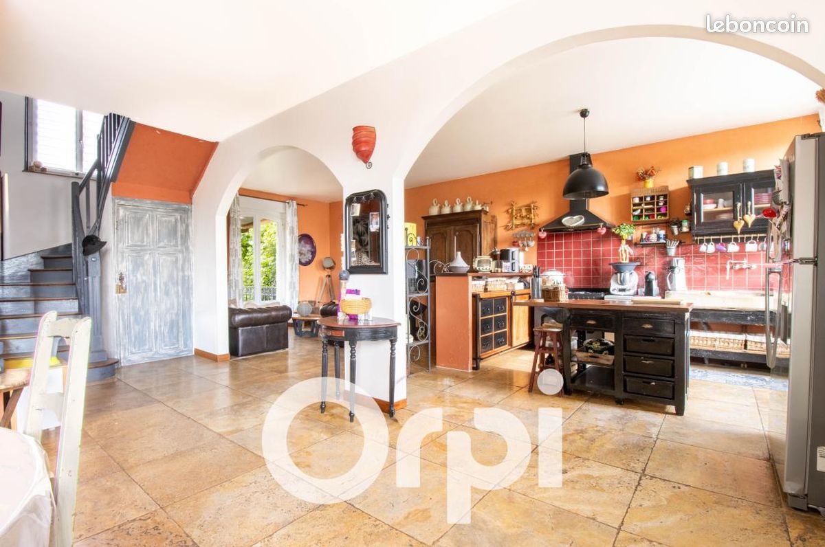 Maison 7 pièces 195 m² (image 6)