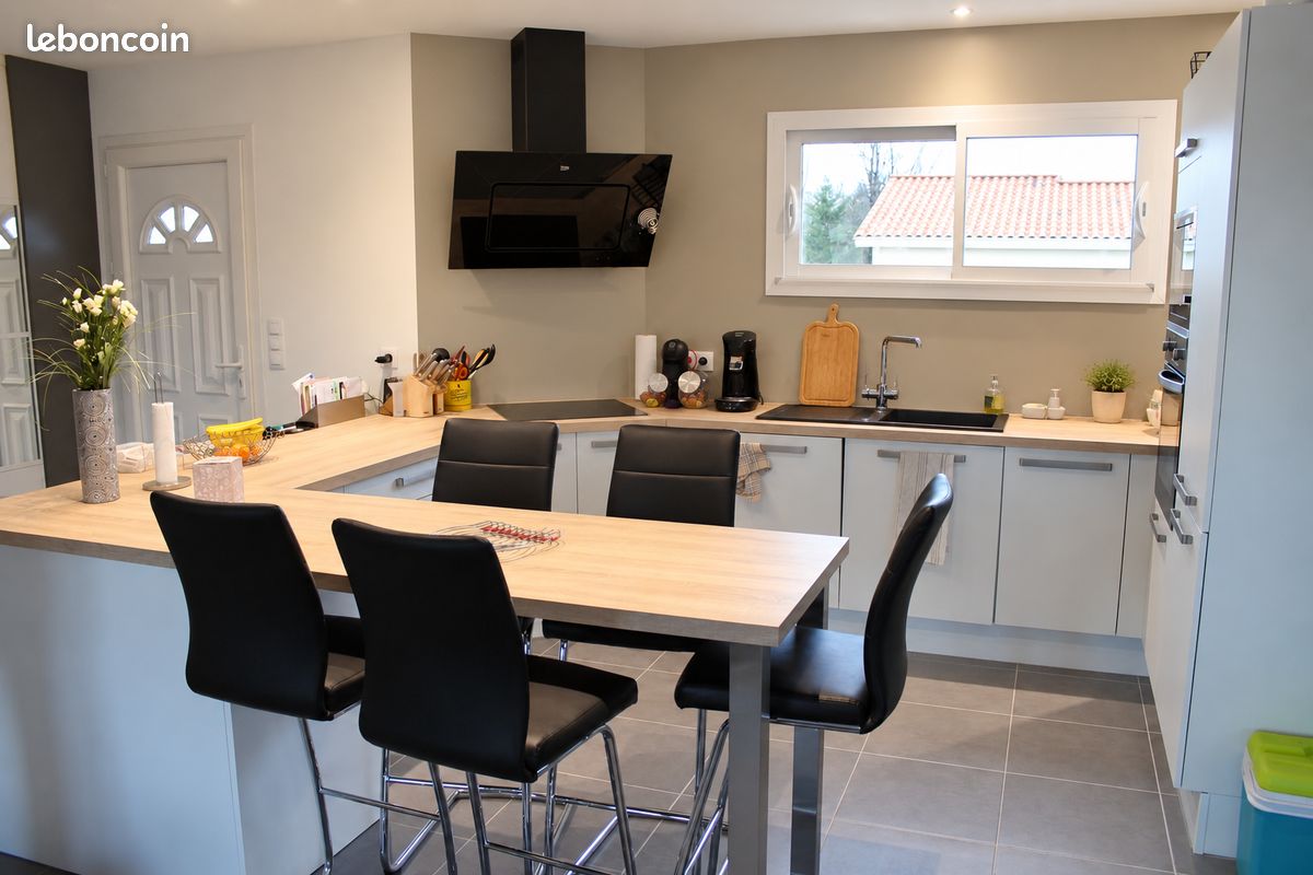 Maison 4 pièces 94 m² · à Montbron · 94 m² · 866 €/mois