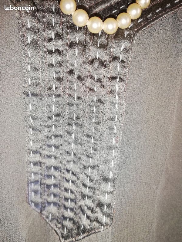 Robe élégante, fluide et légère, de la marque Vero Moda, taille 38/40 (image 4)