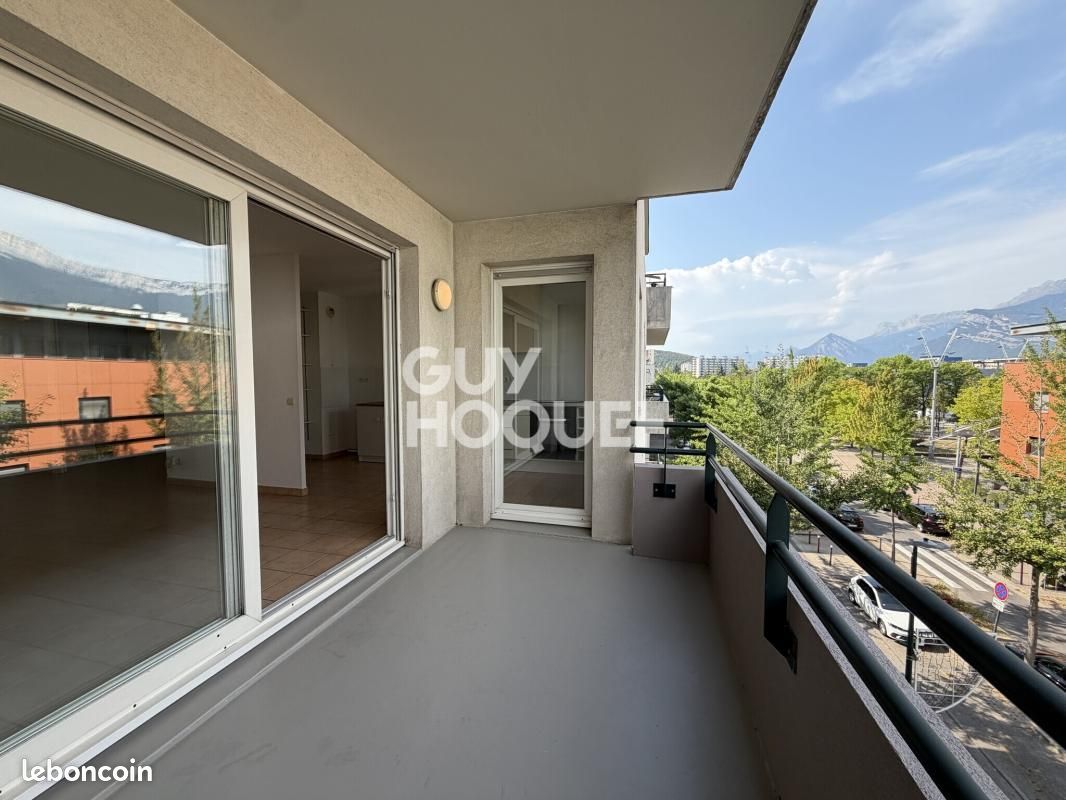 Appartement 3 pièces 64 m² · à Échirolles · 64 m² · 910 €/mois