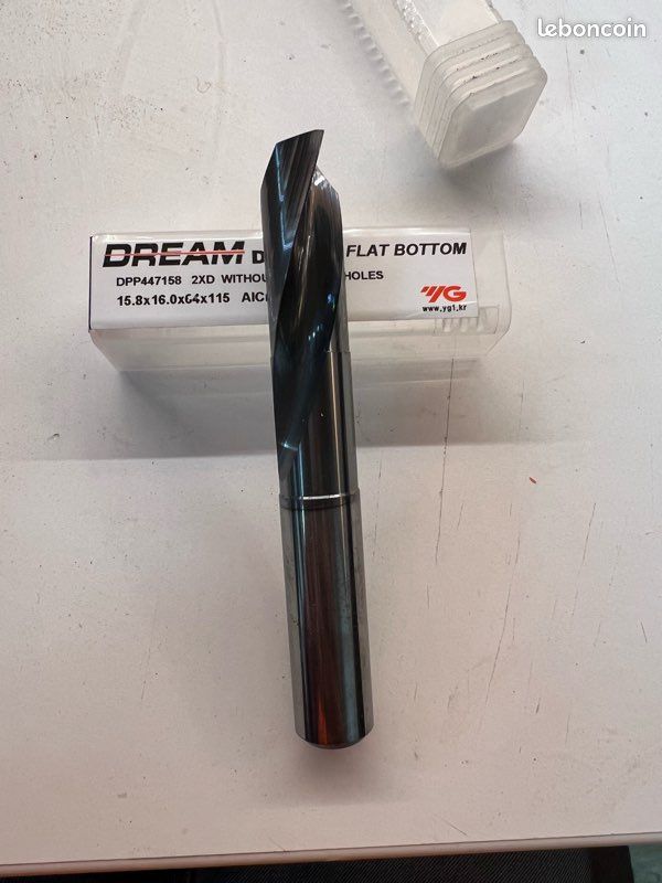 Foret Carbure Monobloc YG-1 Dream Drills FLAT BOTTOM - 15.8mm - NEUF (image 2)