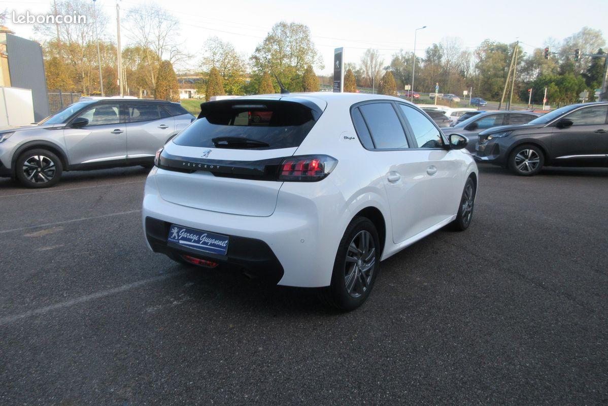 Peugeot 208 style puretech 100ch bvm6 (image 2)