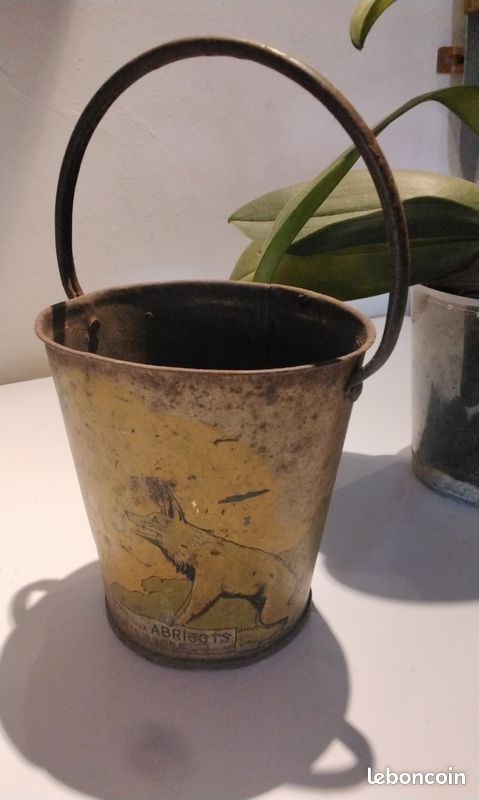 Ancien Seau De Plage En Tôle - Déco Jardin Enfant - Années 1930 - Nature & Arbres