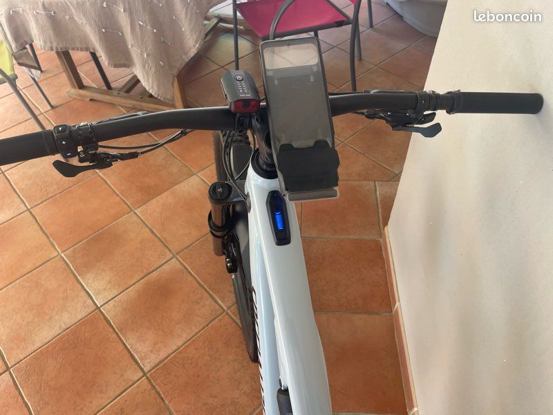 Vends VTTAE SPECIALIZED Turbo Levo S3 (image 3)