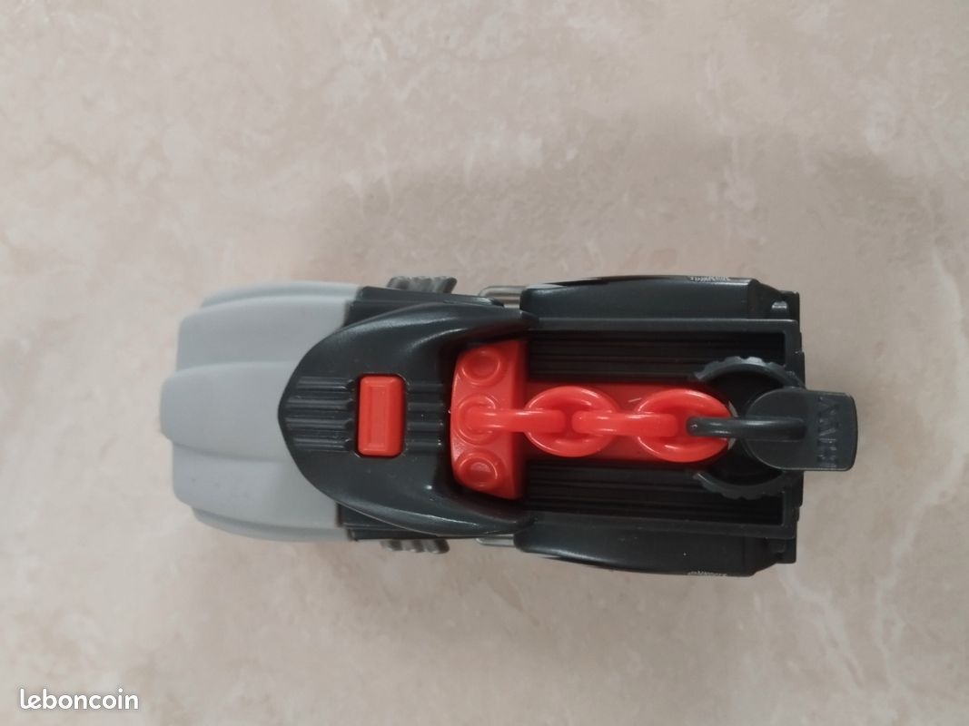 Vend voiture kinder (image 3)