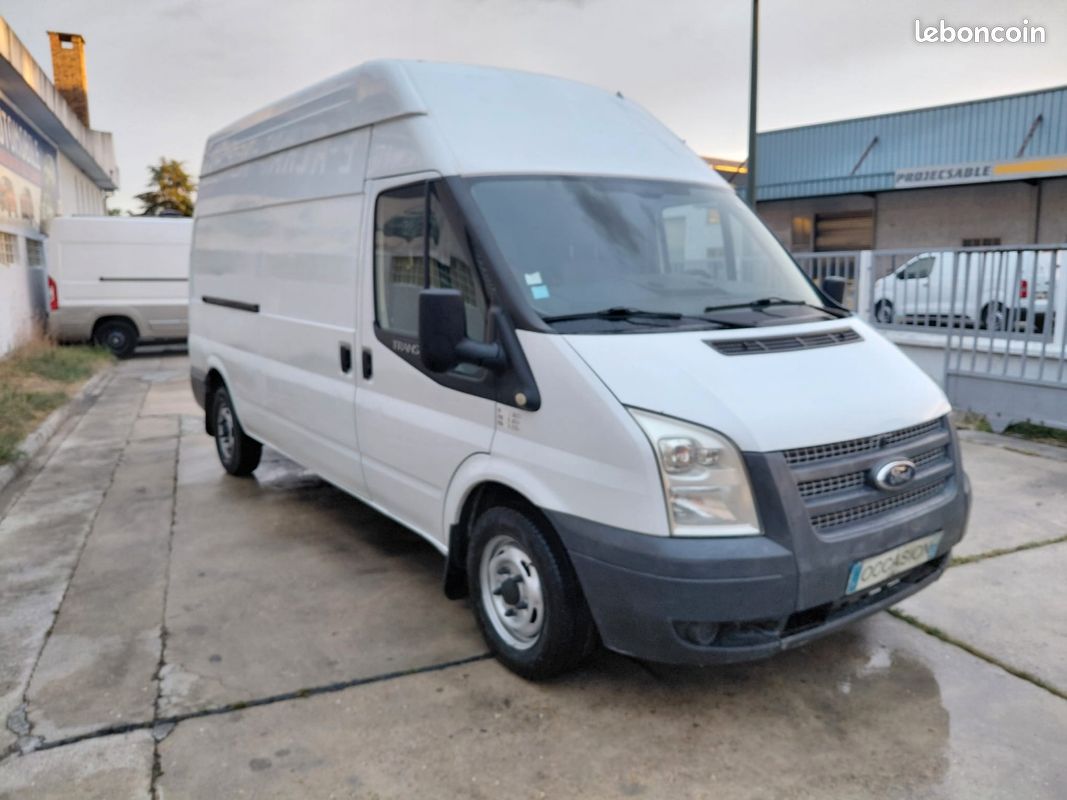 Ford transit (image 3)