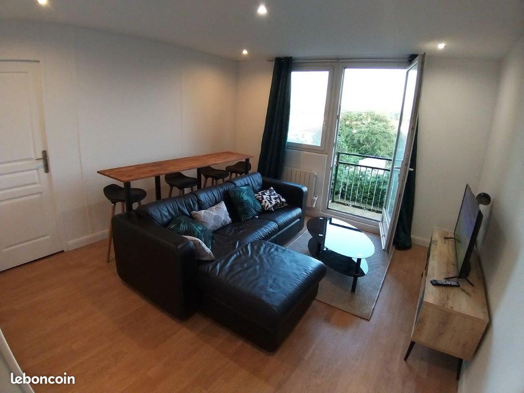 Appartement 1 pièce 73 m² · à Villenave-d'Ornon · 73 m² · 450 €/mois