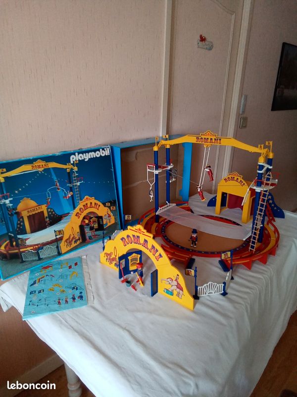 Lot Playmobil Vintage Cirque - Grand Chapiteau, Employés, Sets 3720, 3727, 3730 - Années 90