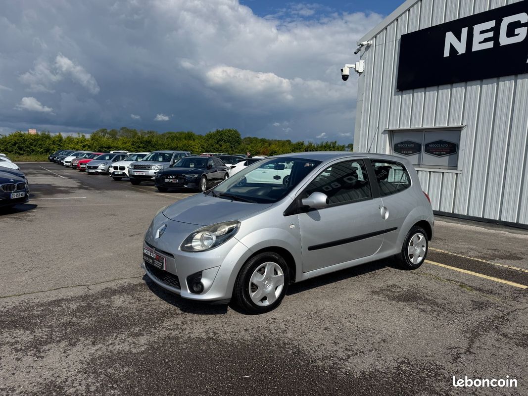 RENAULT TWINGO II Authentique 1.2i 60 CV 160000 KM 02/2008 CLIMATISATION VITRES ÉLECTRIQUES (image 3)