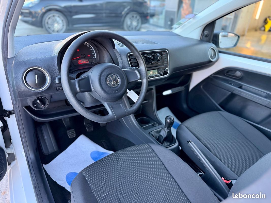 VOLKSWAGEN UP Up 1.0 60ch Take Up *5000km*1erMain (image 10)