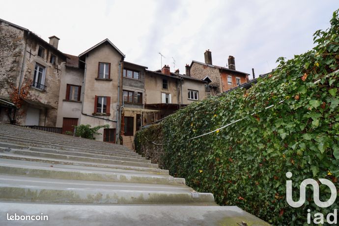 Immeuble 252 m² Bort-les-Orgues