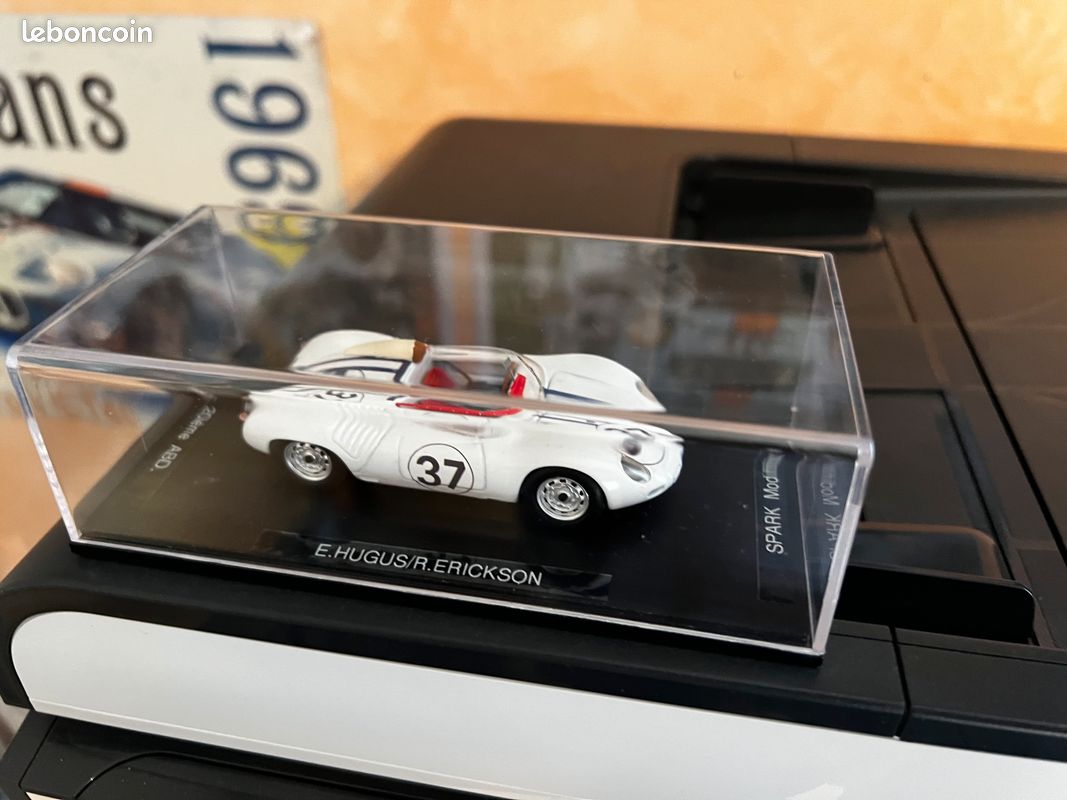 SPARK Modifiée Porsche 718 RSK #37 24 Heures du Mans 1959 1/43 (image 4)
