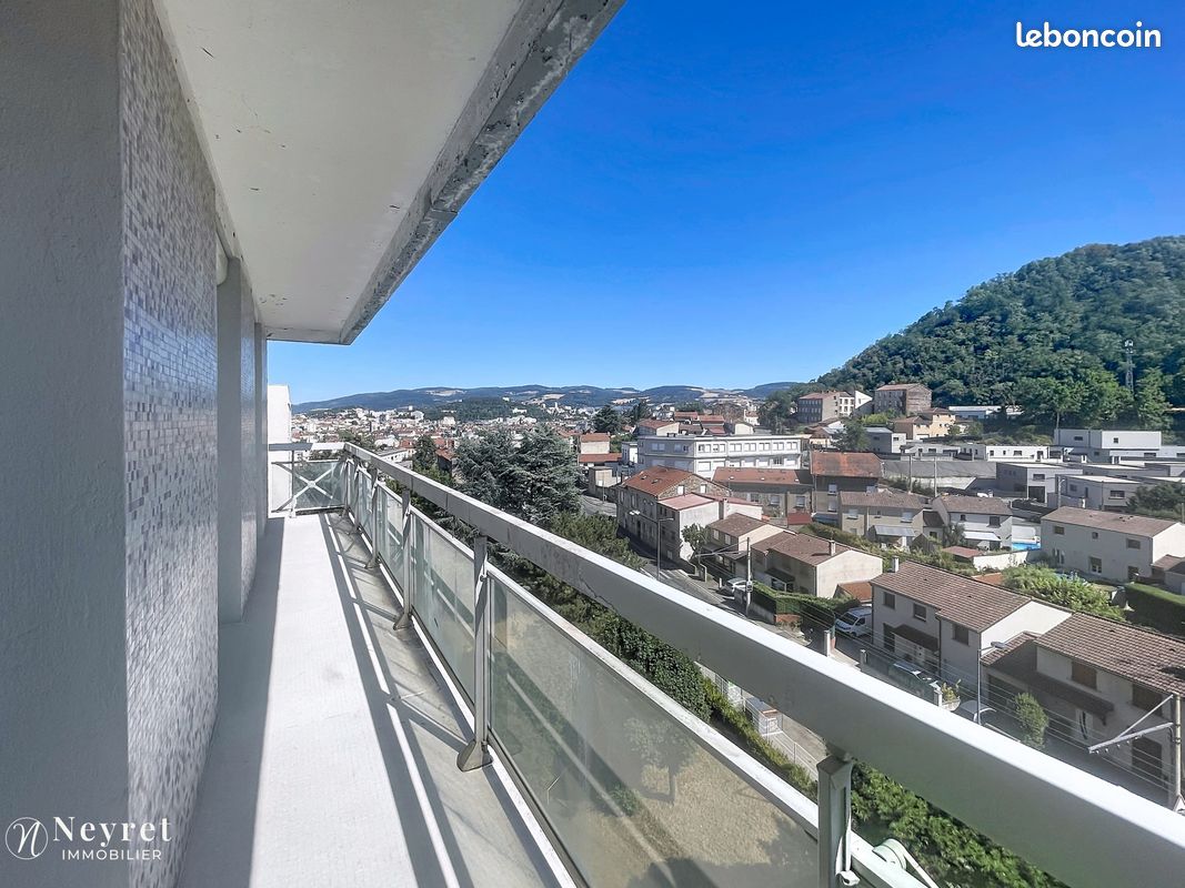 Appartement 6 pièces 94 m² · à Saint-Étienne · 94 m² · 85 000 €