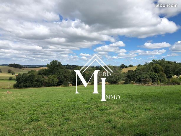 Terrain 2 000 m² Doazon