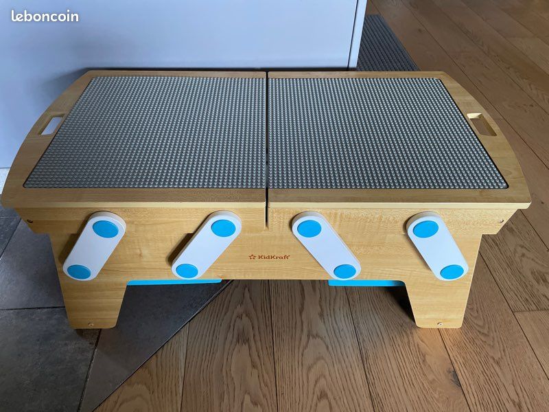 Table à legos (image 1)