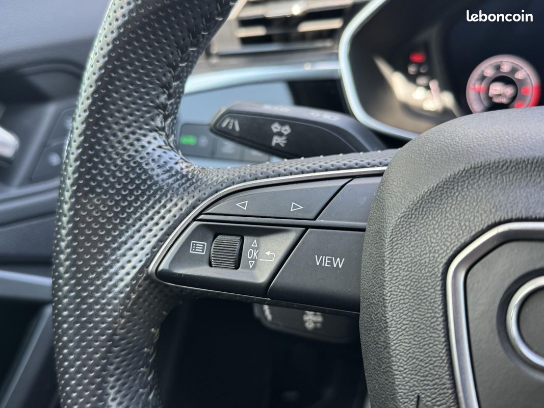 AUDI Q3 35 TDI 150 ch S tronic 7 S line (image 9)