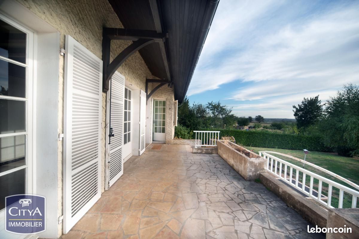 Maison 5 pièces 102 m² · à Mâcon · 102 m² · 249 000 €
