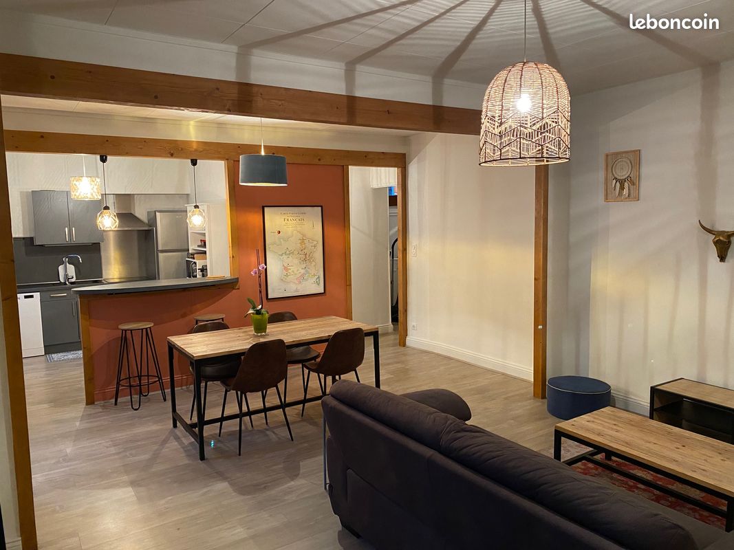 Appartement 2 pièces 60 m² · à Aurillac · 60 m² · 630 €