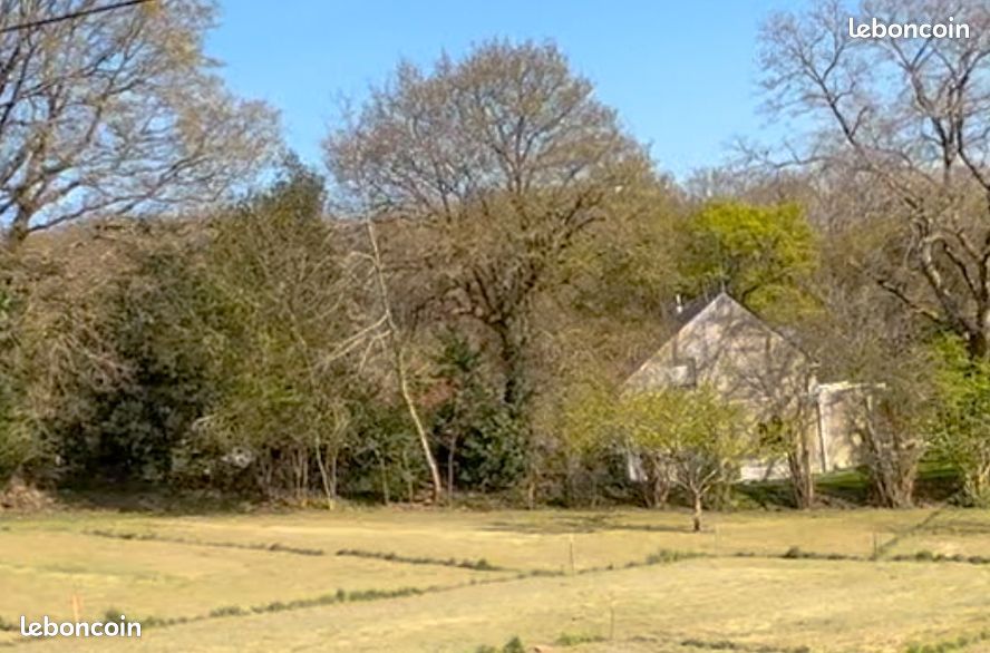 Terrain constructible 445m2 · à Brandivy · 73 000 €