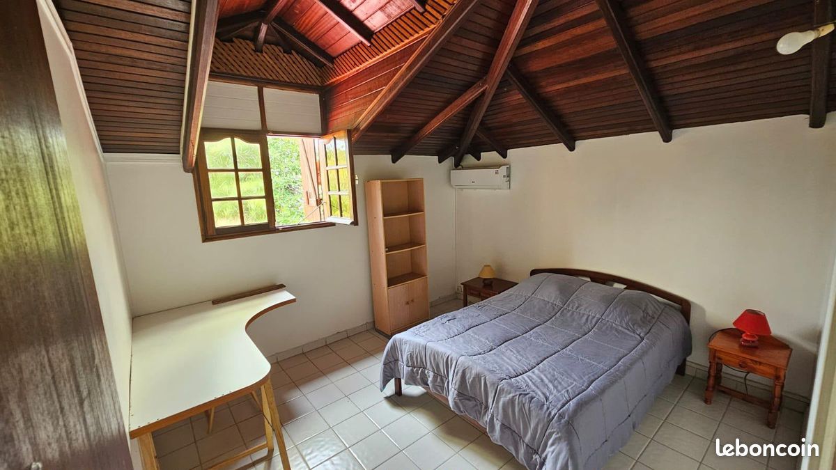 Maison 3 pièces 70 m² · à Sainte-Anne · 70 m² · 1 000 €