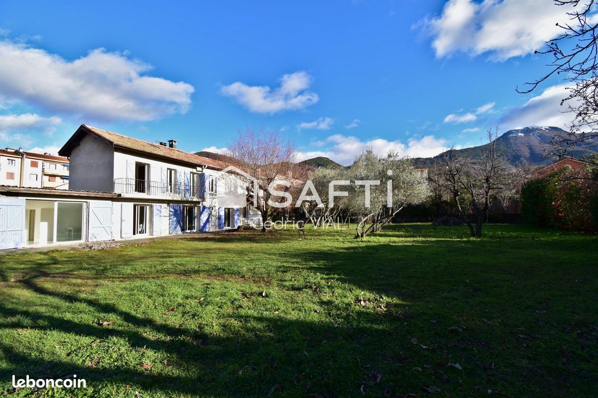 Maison 6 pièces 136 m² · à Digne-les-Bains · 136 m² · 1 350 €/mois
