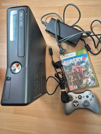 Xbox 360 slim 250go - Consoles