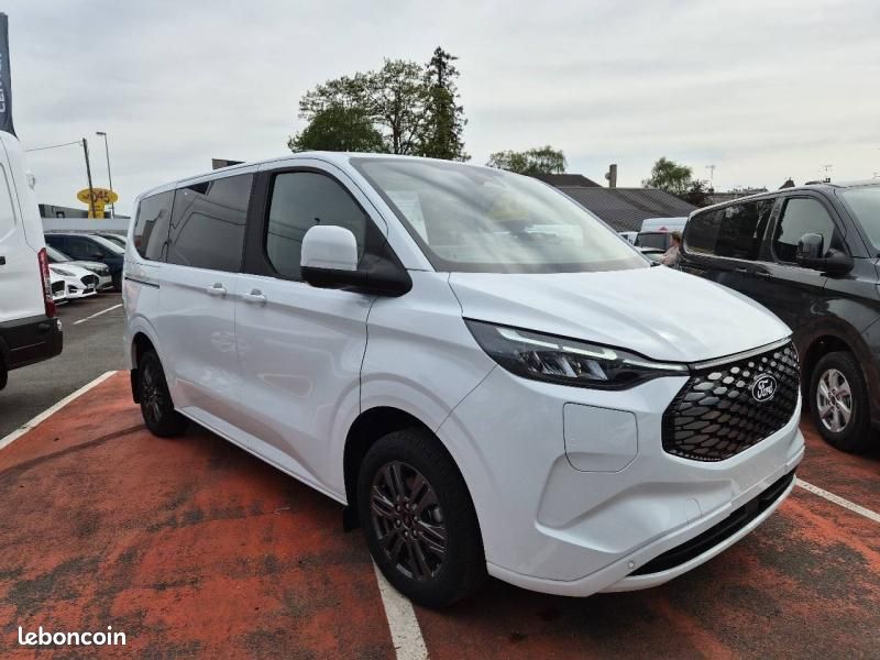 Ford Tourneo Custom 340 L1H1 Electrique 218ch 71kWh Titanium (image 3)