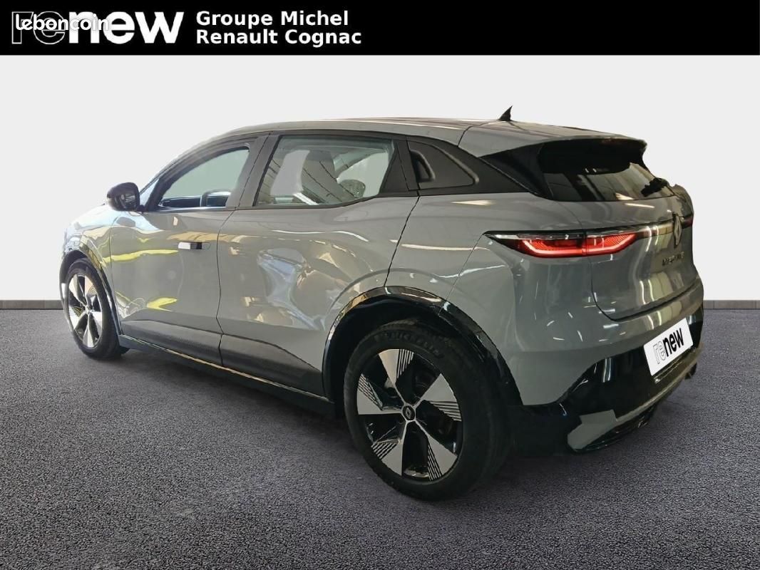 Renault Mégane E-TECH EV40 130ch standard charge Equilibre (image 7)