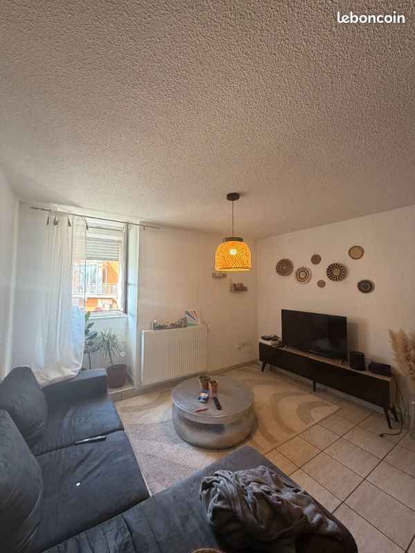 Appartement 4 pièces 84 m² · à Saint-Georges-les-Bains · 84 m² · 755 €/mois