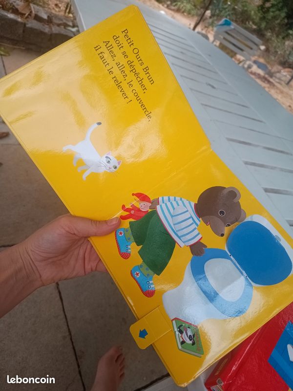 Livre Petit Ours Brun pop-up (image 3)