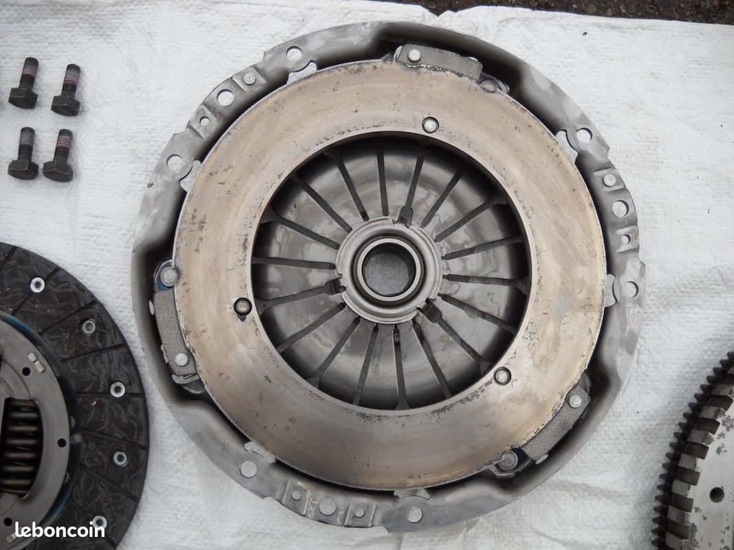 Kit embrayage valéo peugeot 406 coupé (image 2)