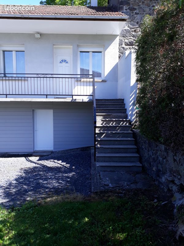 Appartement 3 pièces 40 m² · à Ceyssat · 40 m² · 490 €/mois