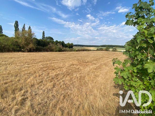 Terrain 1692 m² · à Saint-Pierre-de-Manneville · 1 692 m² · 120 700 €