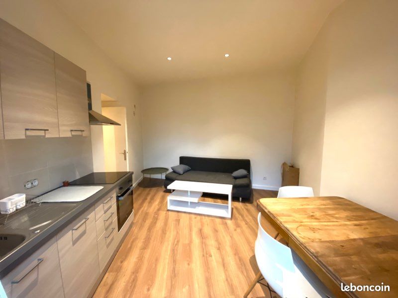 Appartement 2 pièces 25 m² · à Écully · 25 m² · 699 €