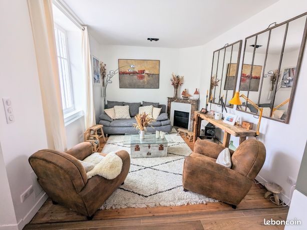Maison en pierre rénovée – Location meublée – jardin/terrasse – Perverie/Longchamp — 2