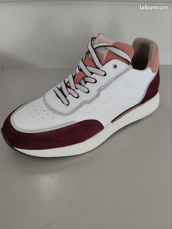 Paire de sneakers (image 1)
