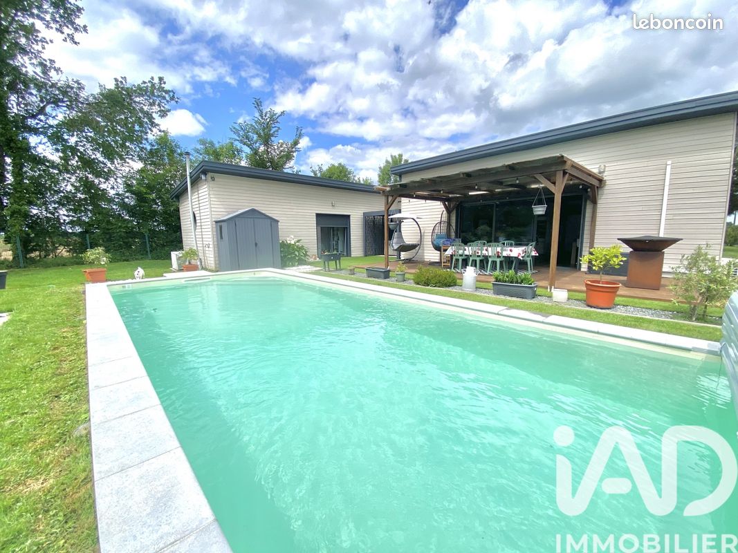 Maison 5 pièces 170 m² · à La Gripperie-Saint-Symphorien · 170 m² · 399 000 €