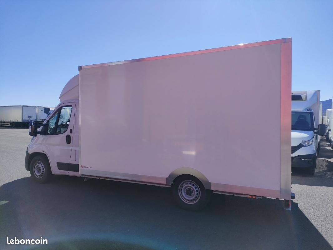 Peugeot Boxer PLANCHER CABINE 20M3 140 CV FOURGON PORTE ARRIERE RELEVANTE 3.5 T (image 2)