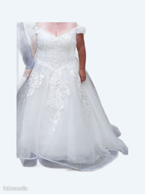 Robe de mariée Sissi Vêtements