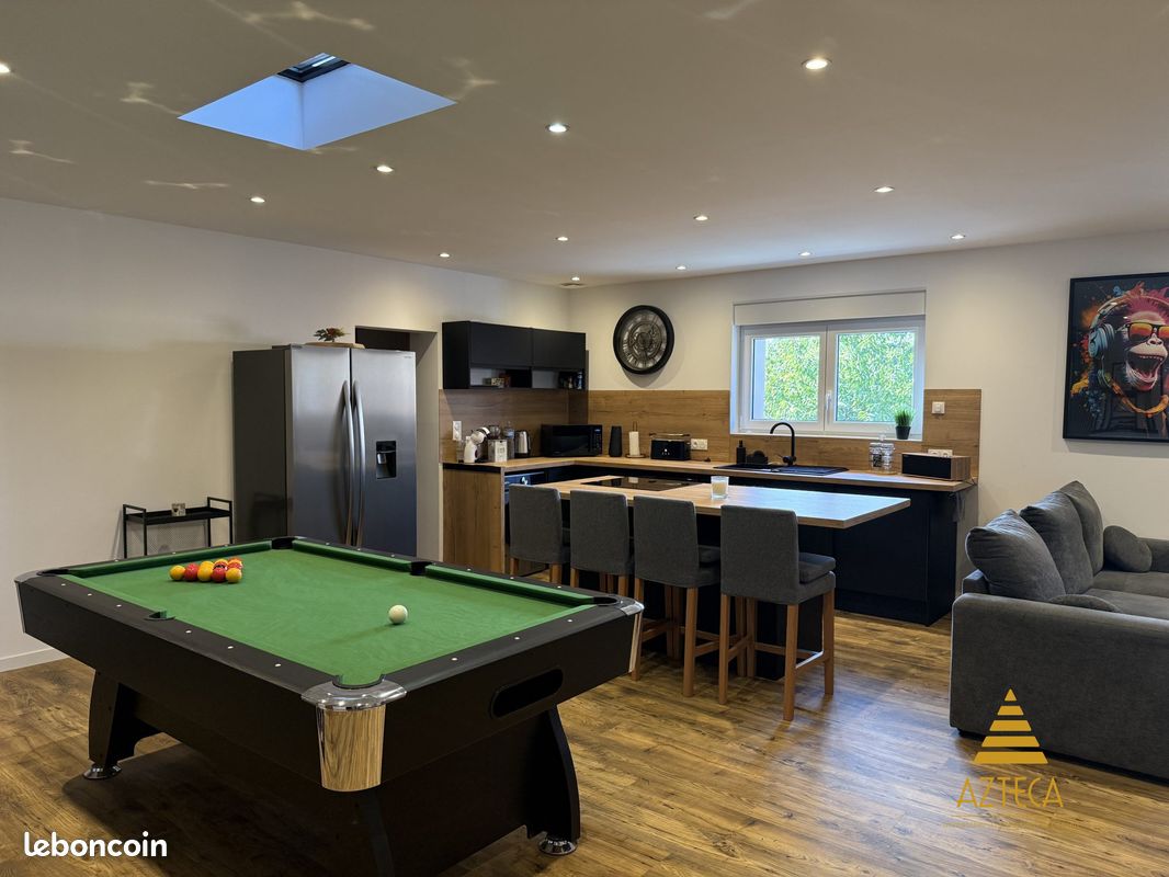 Immeuble 316 m² · à Neuville-Saint-Rémy · 316 m² · 440 000 €