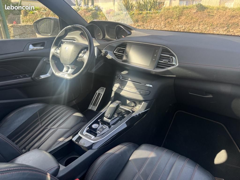 Peugeot 308 SW GT 2.0 BLUEHDI 180 EAT8 (image 8)