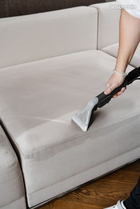 🧽Nettoyage Canapé, Fauteuil, Matelas et sièges de voiture à domicile (image 3)