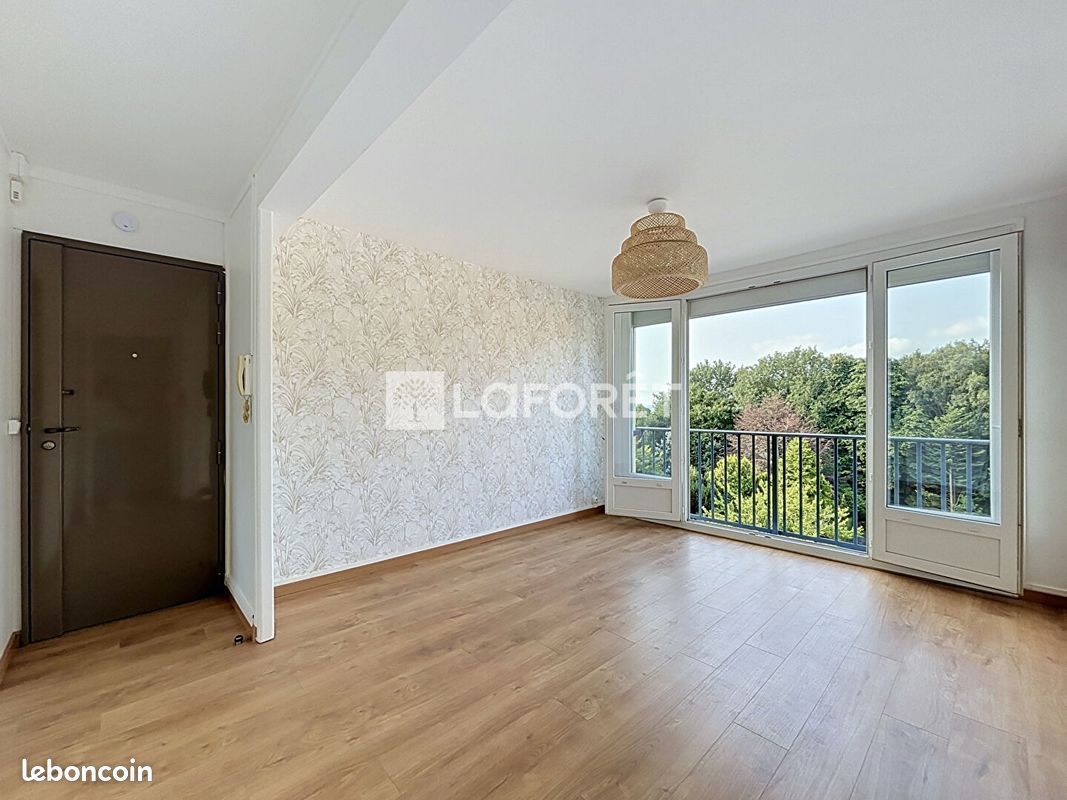 Appartement 3 pièces 51 m² · à Mont-Saint-Aignan · 51 m² · 790 €